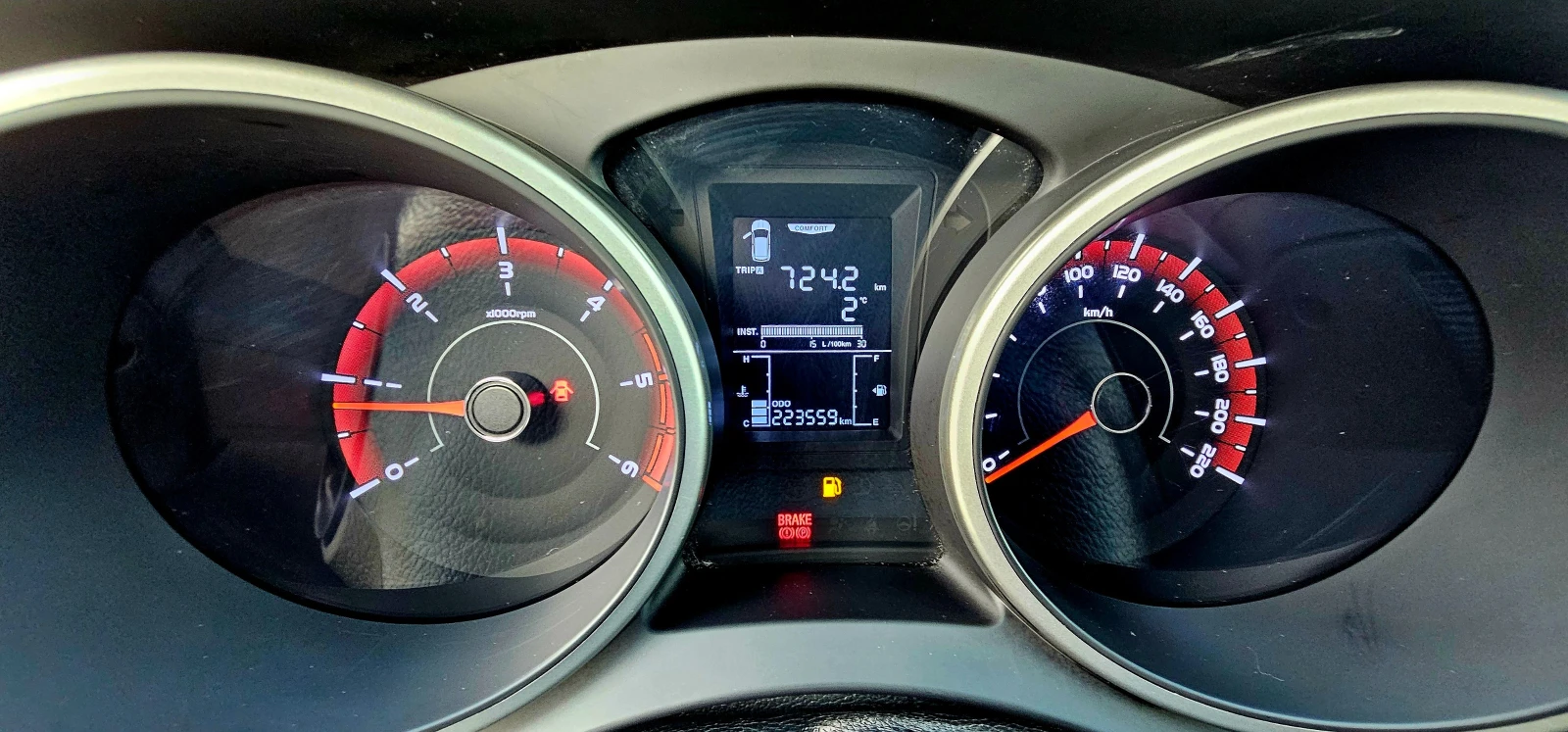 SsangYong Tivoli 1600 ��� | Mobile.bg � ����������� 14