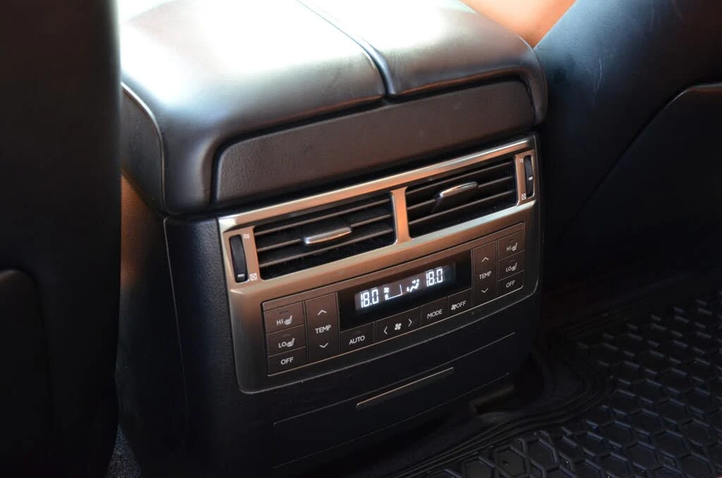 Lexus LX 570 MARK LEV* 360 КАМЕРИ* ПОДГРЕВ* ОБДУХВАНЕ* ШИБИДАХ, снимка 16 - Автомобили и джипове - 54300732