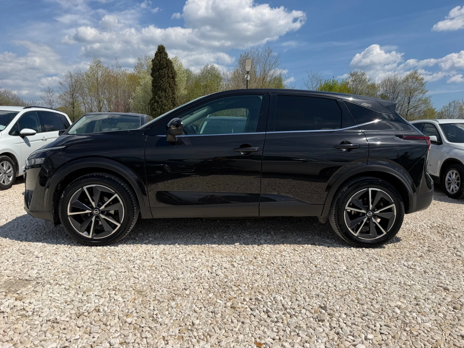 Nissan Qashqai MILD HYBRID AVTOMAT CAMERA 360 KEY LESS GO DISTR  | Mobile.bg � ����������� 7