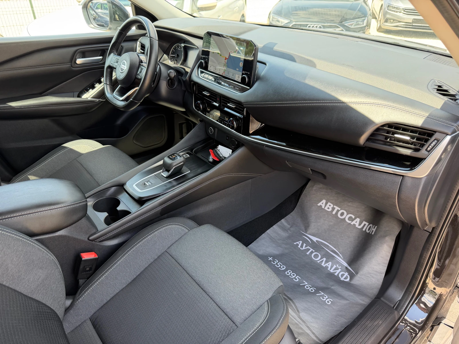 Nissan Qashqai MILD HYBRID AVTOMAT CAMERA 360 KEY LESS GO DISTR  | Mobile.bg � ����������� 10