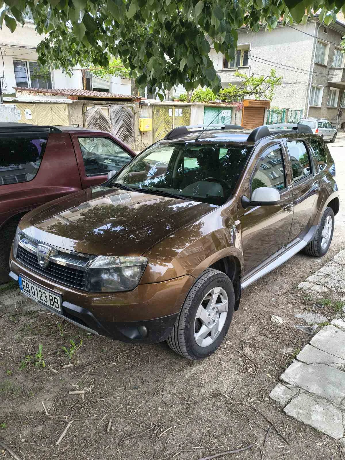 Dacia Duster, снимка 2 - Автомобили и джипове - 54657413