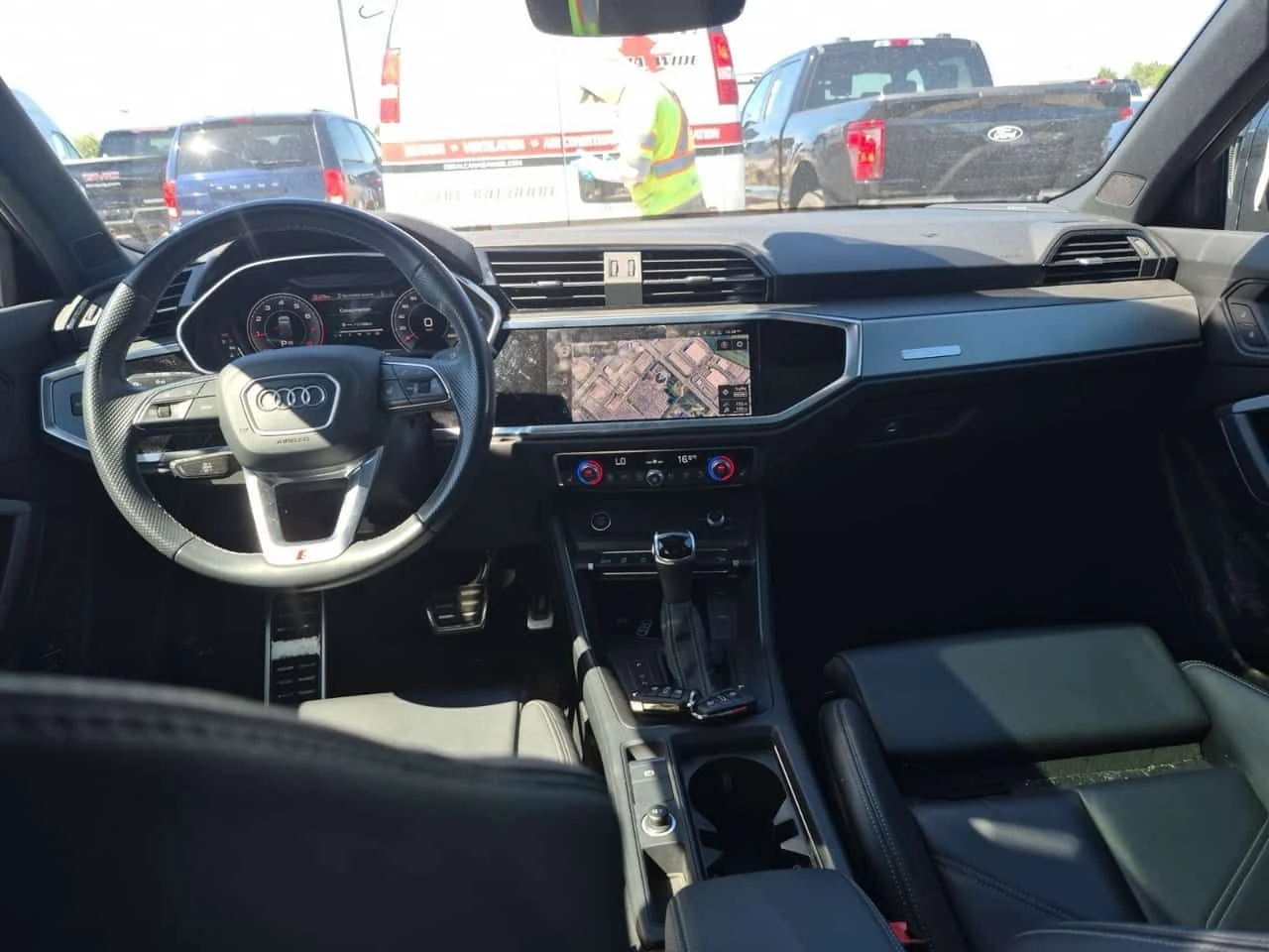 Audi Q3 TECHNIK| B&O| PANO| 360, снимка 8 - Автомобили и джипове - 55031674