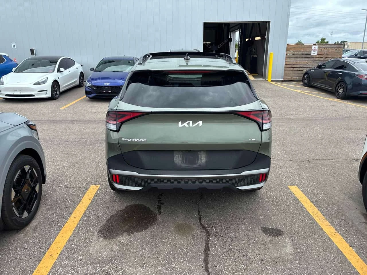 Kia Sportage X Line Limited | CARFAX | АВТОКРЕДИТ , снимка 5 - Автомобили и джипове - 55270713