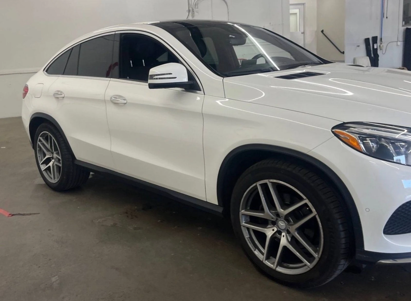 Mercedes-Benz GLE 350 D COUPE AMG-LINE Автокредит Цена до България, снимка 8 - Автомобили и джипове - 55479082