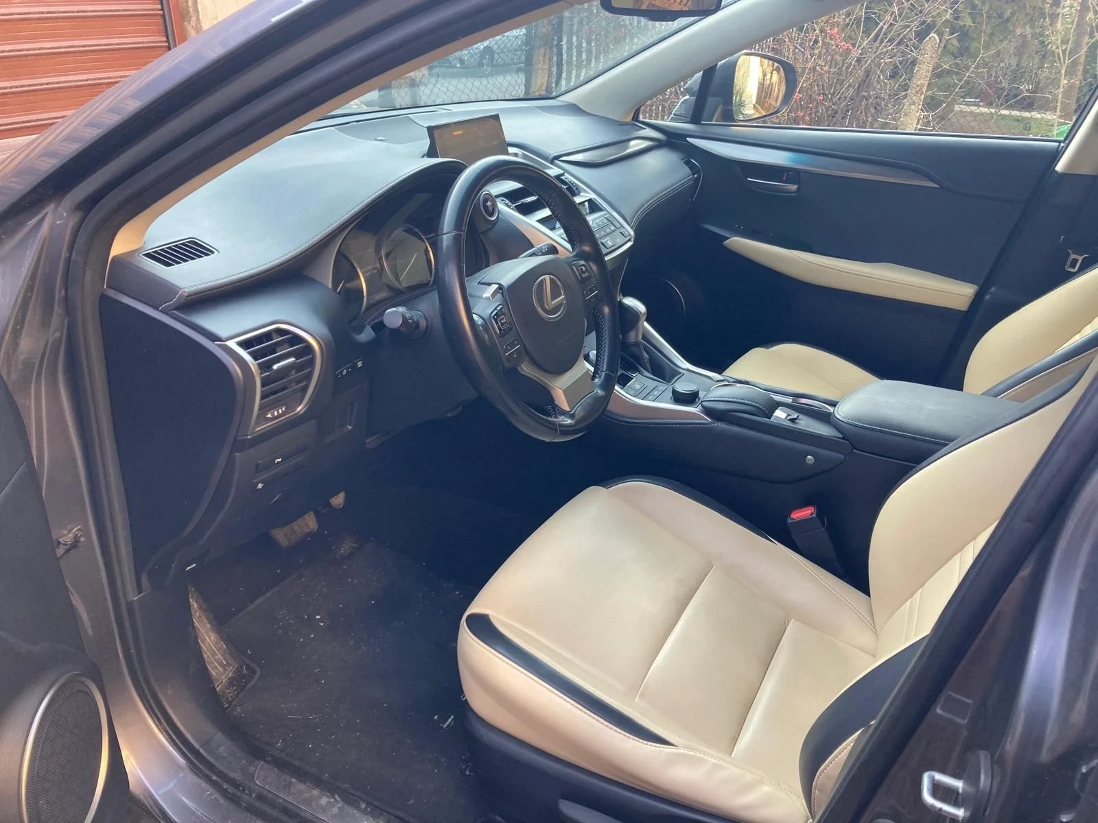 Lexus NX 300h 2.5Hibrid 4x4, снимка 5 - Автомобили и джипове - 55680078