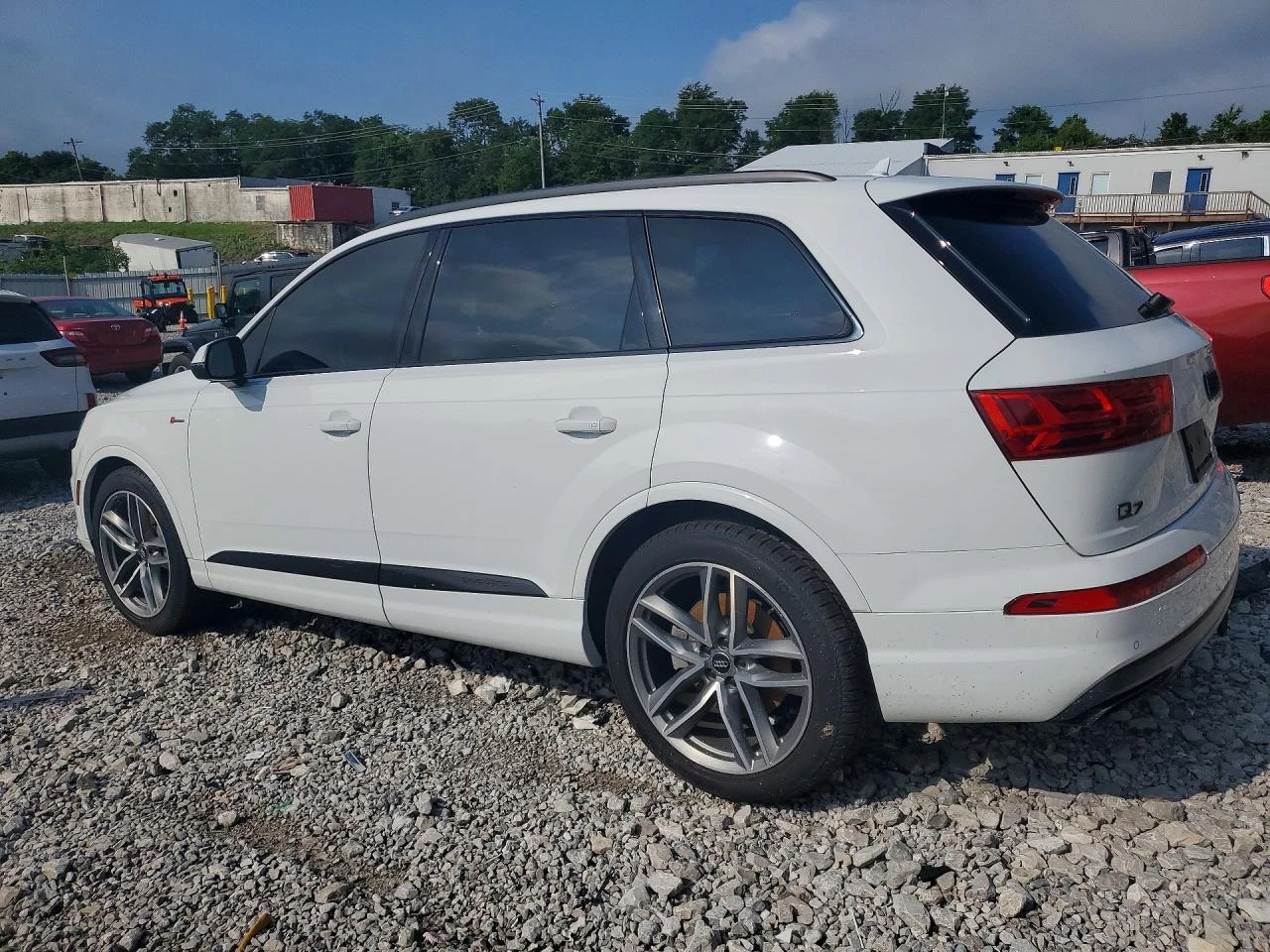Audi Q7 PRESTIGE* BOSE* MATRIX* HUD* DISTRONIC* PANO* FULL, снимка 4 - Автомобили и джипове - 55838061