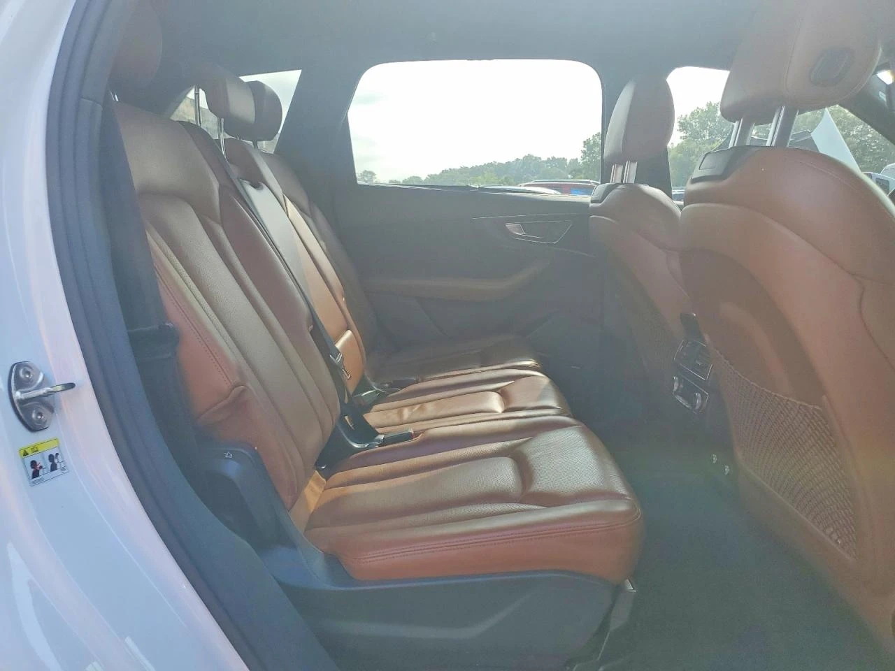 Audi Q7 PRESTIGE* BOSE* MATRIX* HUD* DISTRONIC* PANO* FULL, снимка 10 - Автомобили и джипове - 55838061
