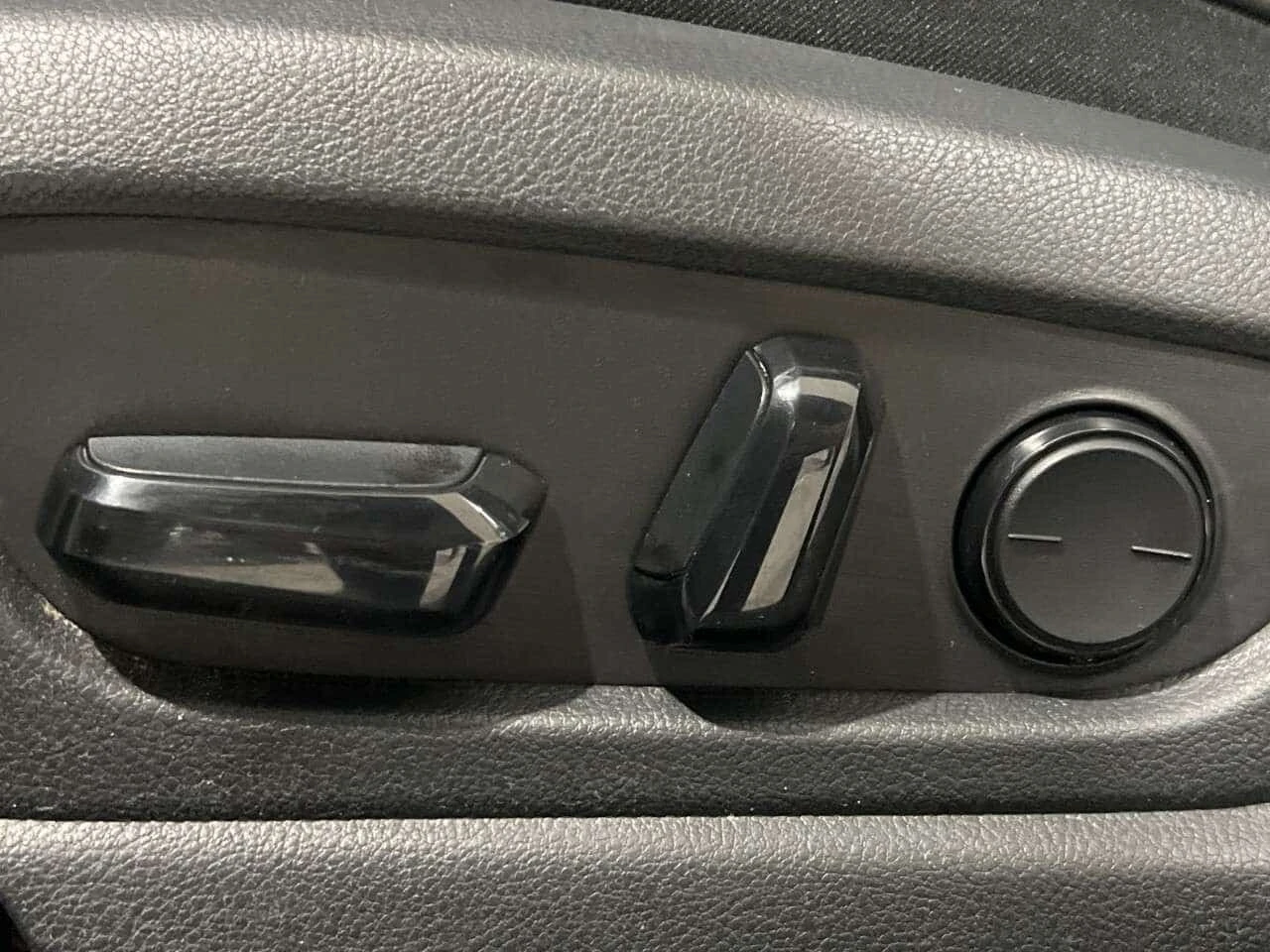 Lexus UX 250h Premium Pkg * ��������� * Carfax *  | Mobile.bg � ����������� 12