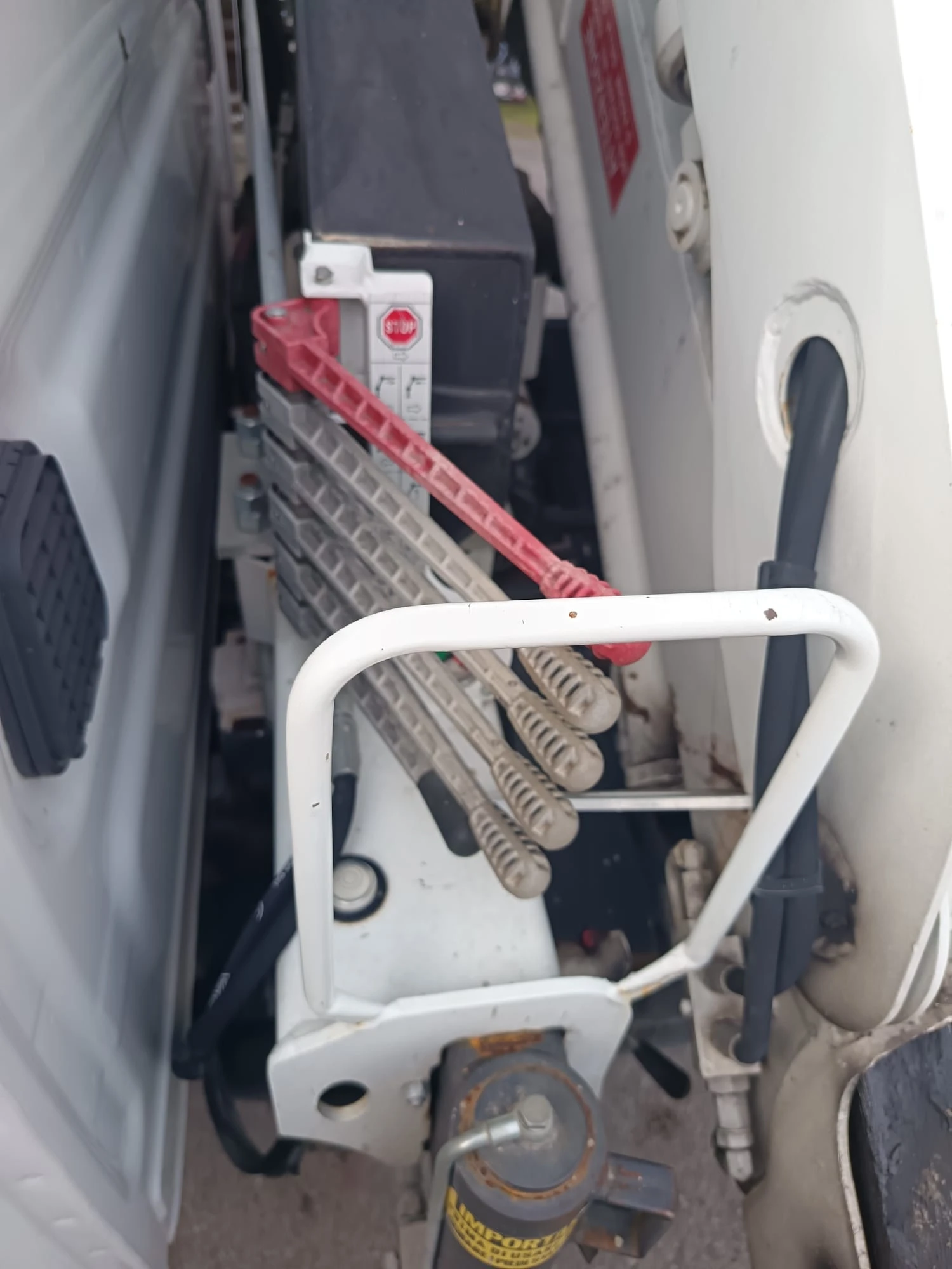 Iveco 35c17 40000��. | Mobile.bg � ����������� 11