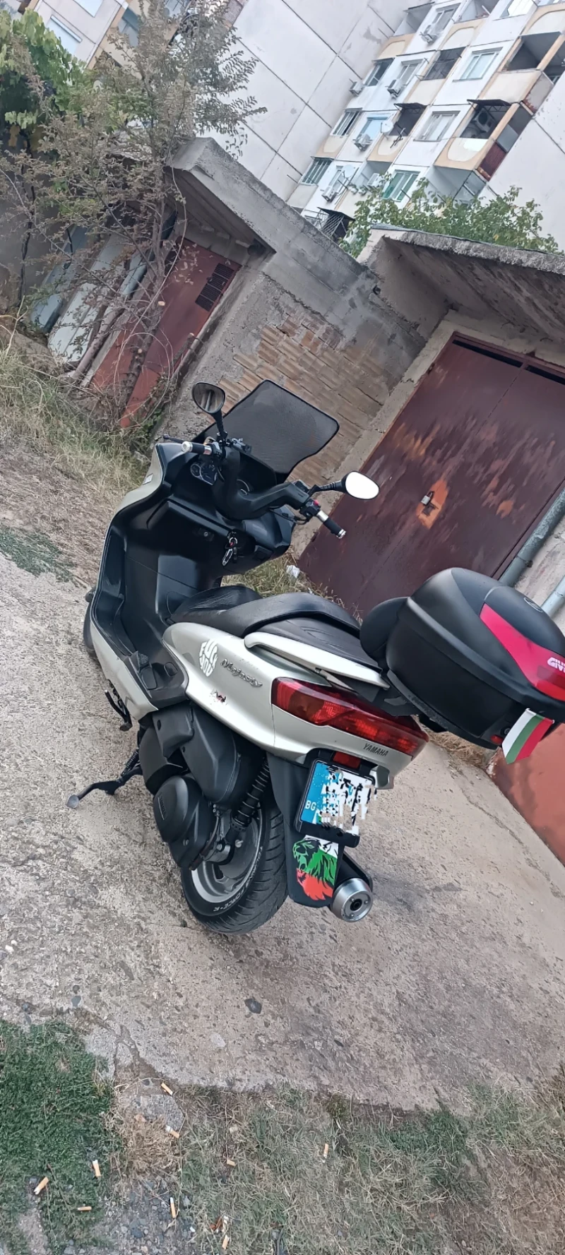 Yamaha Majesty, снимка 10 - Мотоциклети и мототехника - 52436493