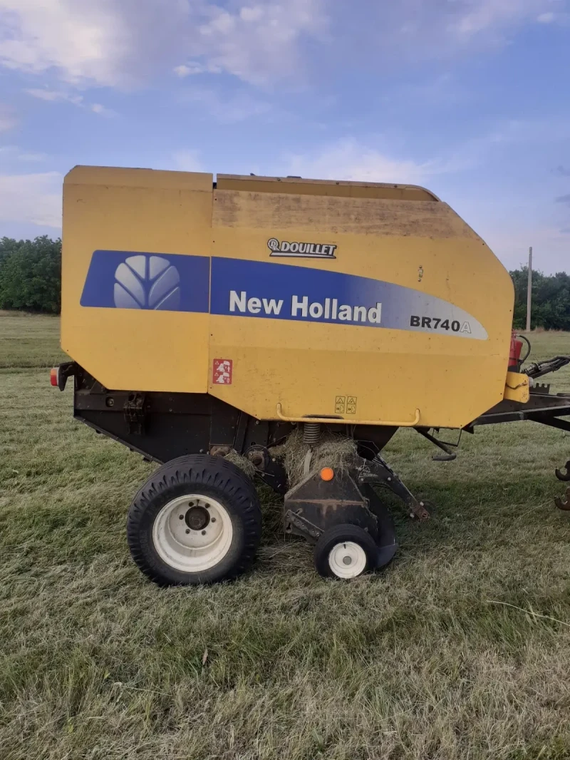 Балировачка New Holland BR 740 A, снимка 2 - Селскостопанска техника - 48230757