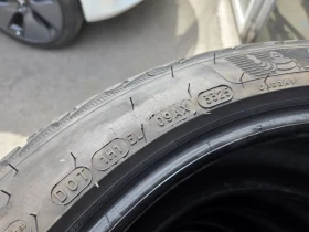 Гуми Зимни 235/45R18, снимка 8