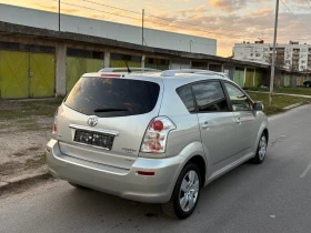 Toyota Corolla verso 2.2D4D 136к.с.~Фейслифт~  220 000км~, снимка 4