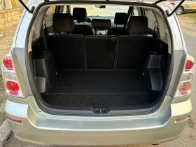 Toyota Corolla verso 2.2D4D 136к.с.~Фейслифт~  220 000км~, снимка 13