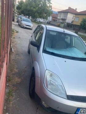 Ford Fiesta 1.2 газ.инж., снимка 3