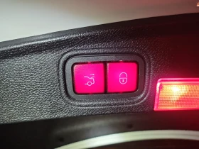 Mercedes-Benz C 63 AMG BLIND SPOT* HUD* ЕЛ. БАГАЖНИК* 360* КРАЙНА ЦЕНА, снимка 7