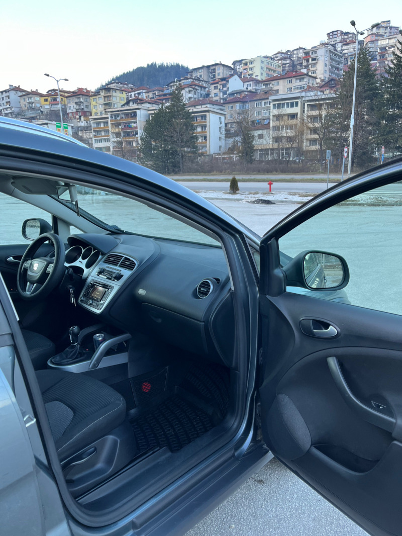 Seat Altea 2.0 TDI, снимка 8 - Автомобили и джипове - 46168849