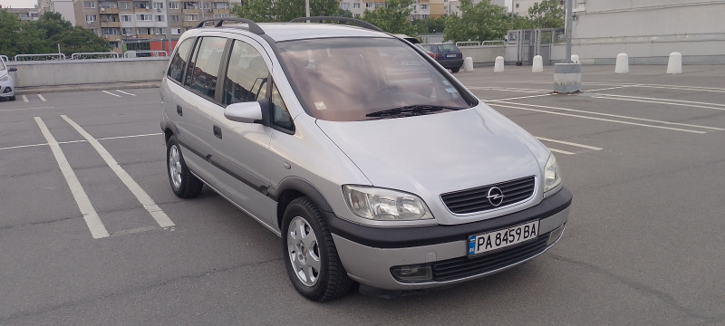 Opel Zafira, снимка 1 - Автомобили и джипове - 46167614