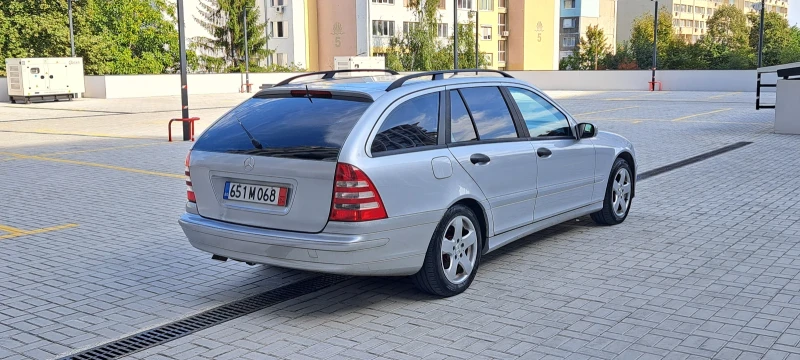 Mercedes-Benz C 220 C220/AUTOMAT, снимка 3 - Автомобили и джипове - 47385755