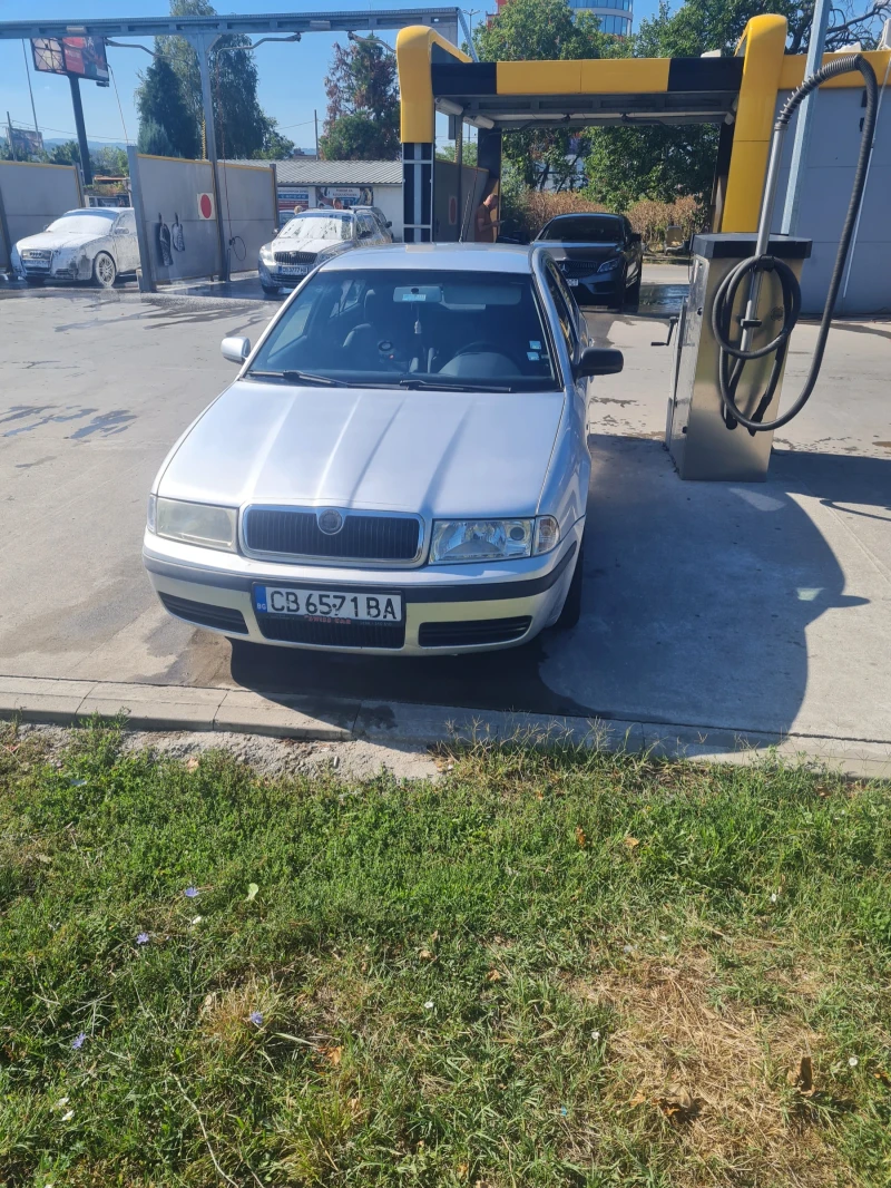 Skoda Octavia Лимузина, снимка 2 - Автомобили и джипове - 48938339