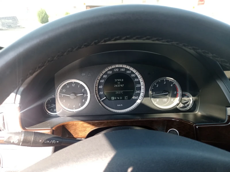 Mercedes-Benz E 220 2.2 cdi, снимка 5 - Автомобили и джипове - 48749178