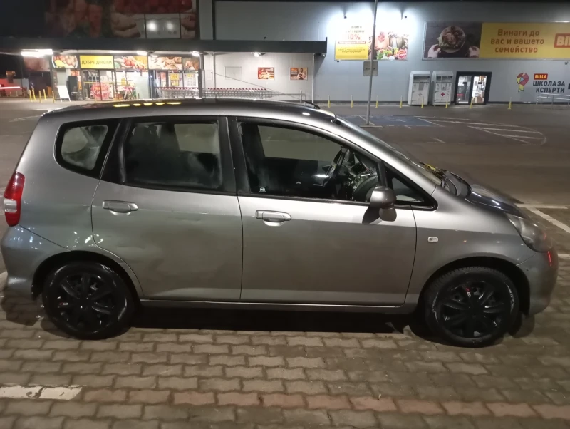 Honda Jazz, снимка 4 - Автомобили и джипове - 49389399