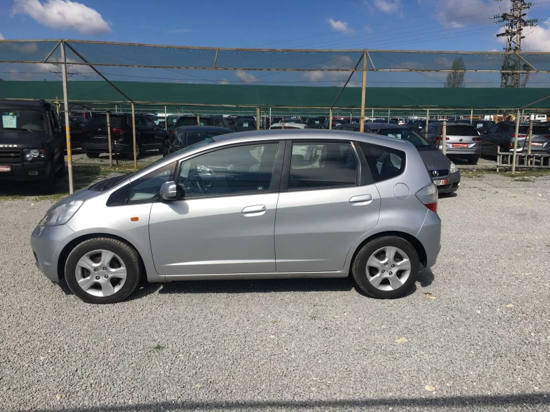 Honda Jazz, снимка 2 - Автомобили и джипове - 52620633