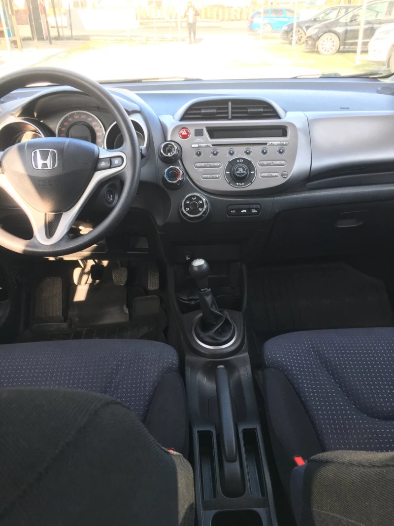 Honda Jazz, снимка 4 - Автомобили и джипове - 49471647