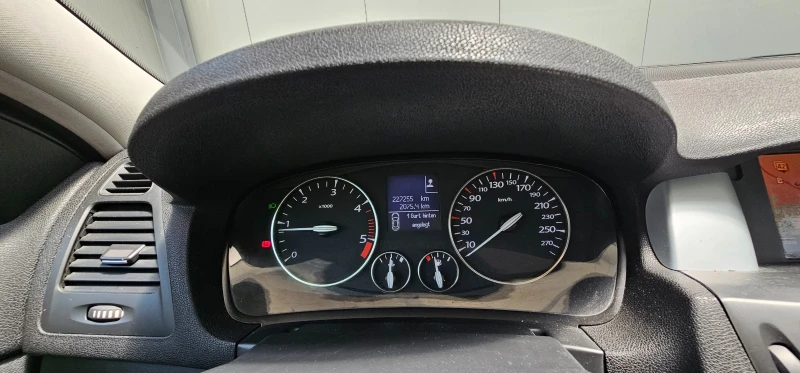 Renault Laguna 3, 2.0 dci, 131 к.с., снимка 11 - Автомобили и джипове - 52199543