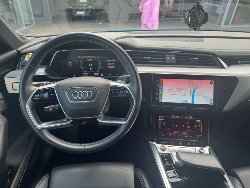 Audi E-Tron 55 Quattro , снимка 8 - Автомобили и джипове - 52385741