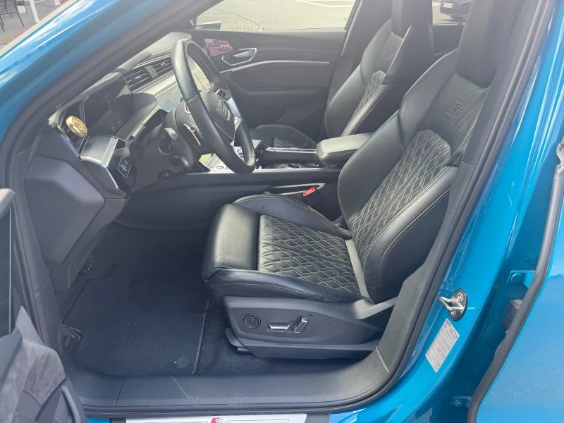 Audi E-Tron 55 Quattro , снимка 6 - Автомобили и джипове - 52385741