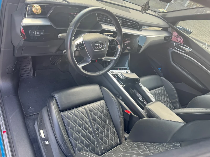 Audi E-Tron 55 Quattro , снимка 7 - Автомобили и джипове - 52385741