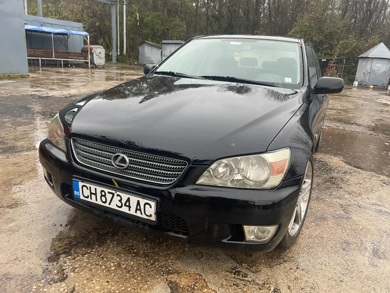 Lexus IS 200