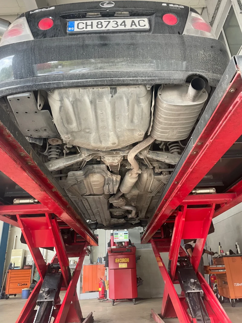 Lexus IS 200, снимка 3 - Автомобили и джипове - 52348198