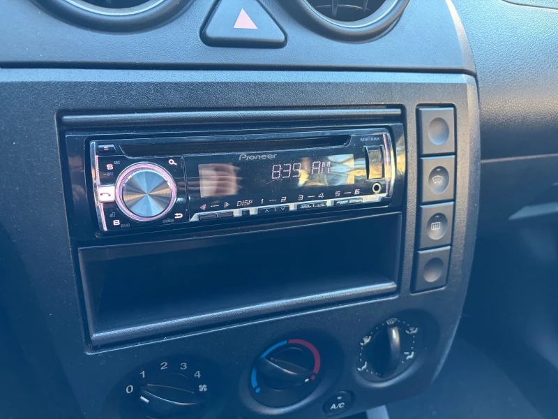 Ford Fiesta TDCI, снимка 6 - Автомобили и джипове - 52959231