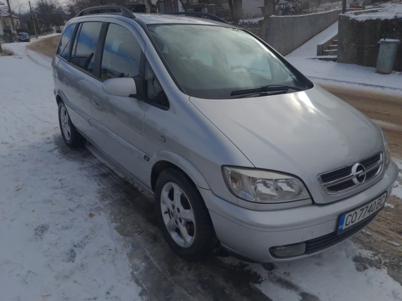 Opel Zafira, снимка 2 - Автомобили и джипове - 53025459
