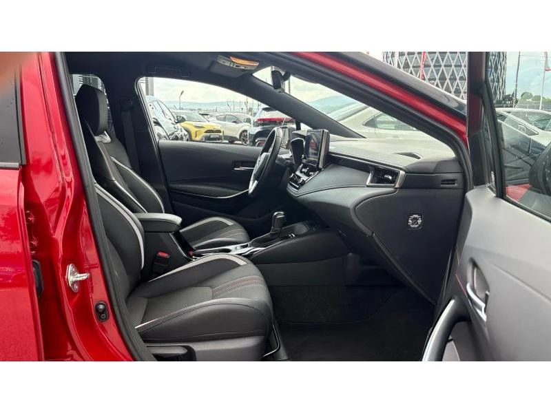 Toyota Corolla HB 1.8HSD GR SPORT, снимка 6 - Автомобили и джипове - 55006556