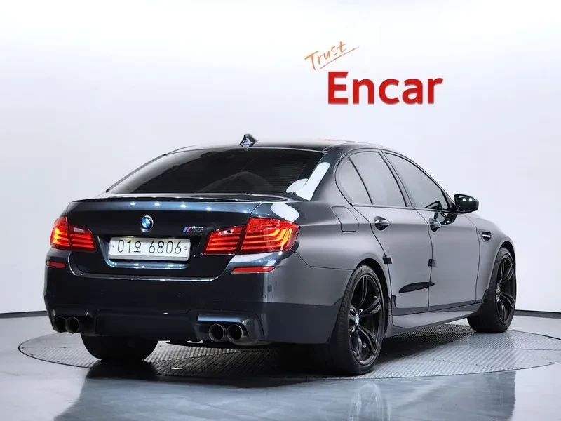 BMW M5, снимка 2 - Автомобили и джипове - 55185943