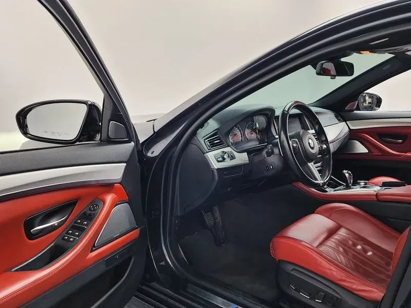 BMW M5, снимка 10 - Автомобили и джипове - 55185943
