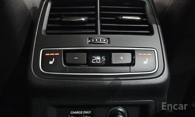 Audi A4 QUATTRO / 45 TFSI / S-LINE / HUD / DISTR / ЛИЗИНГ, снимка 15 - Автомобили и джипове - 55425225