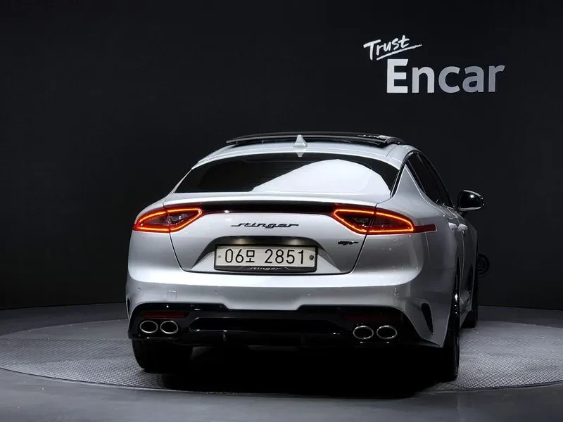 Kia Stinger 3.3 2WD GT - САМО 30% АВАНС , снимка 4 - Автомобили и джипове - 55888074