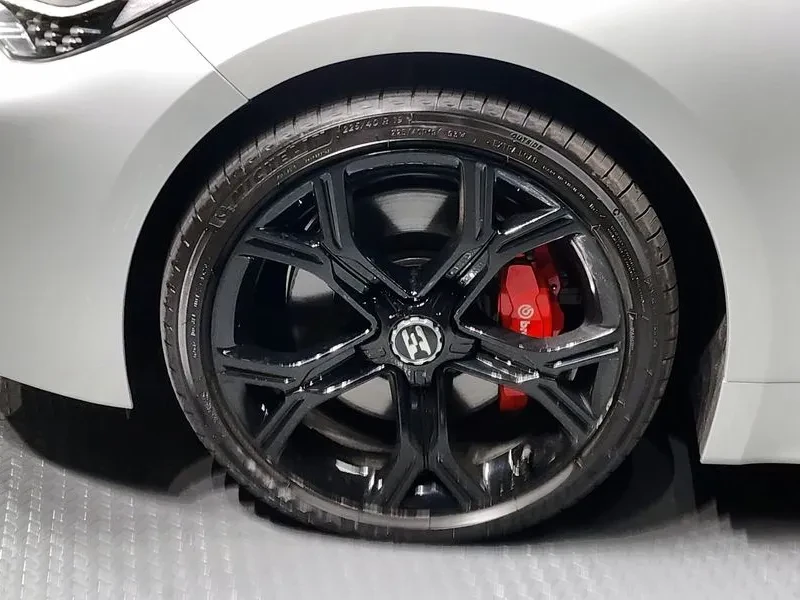 Kia Stinger 3.3 2WD GT - САМО 30% АВАНС , снимка 5 - Автомобили и джипове - 55888074