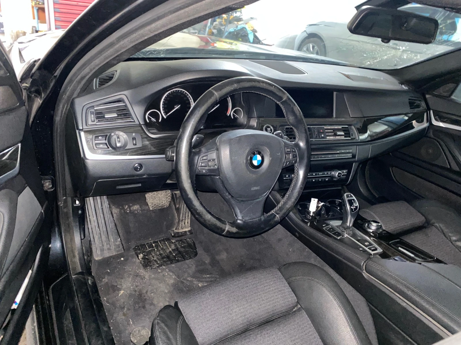BMW 520  - изображение 7
