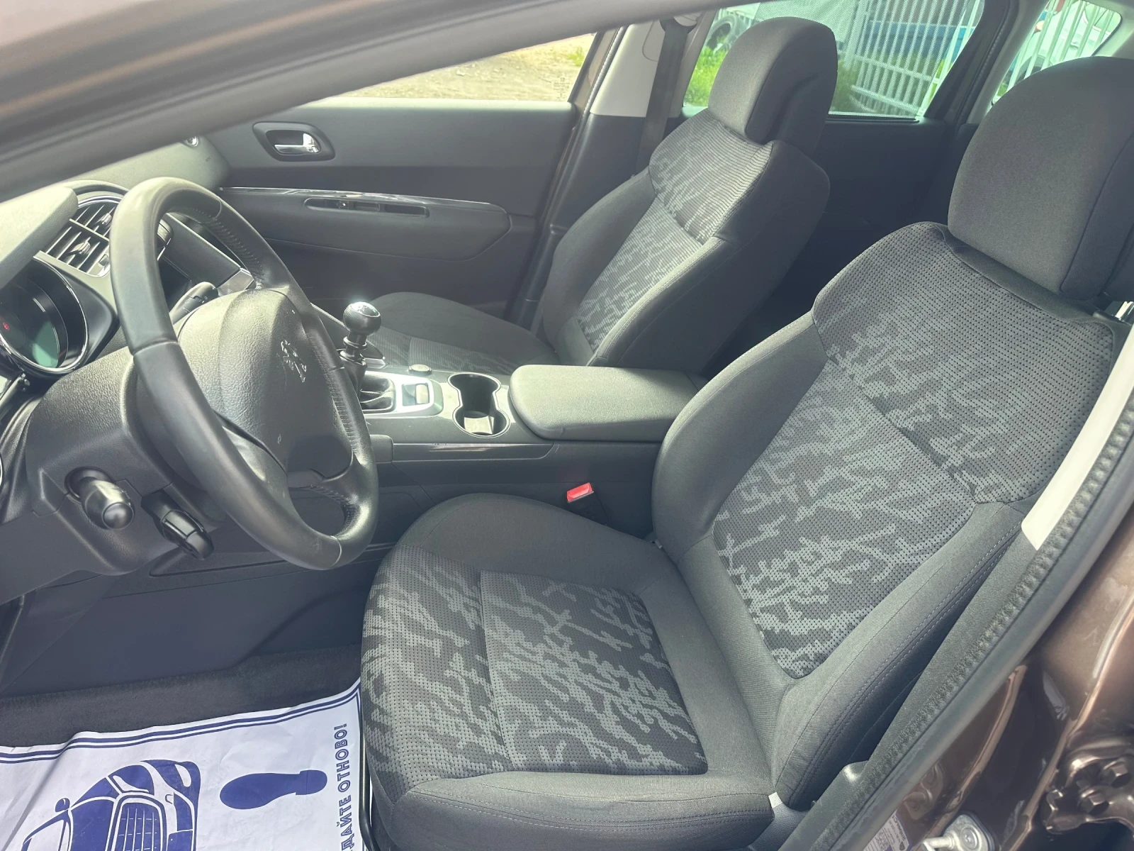 Peugeot 3008 2.0 HDI NAVI - изображение 8