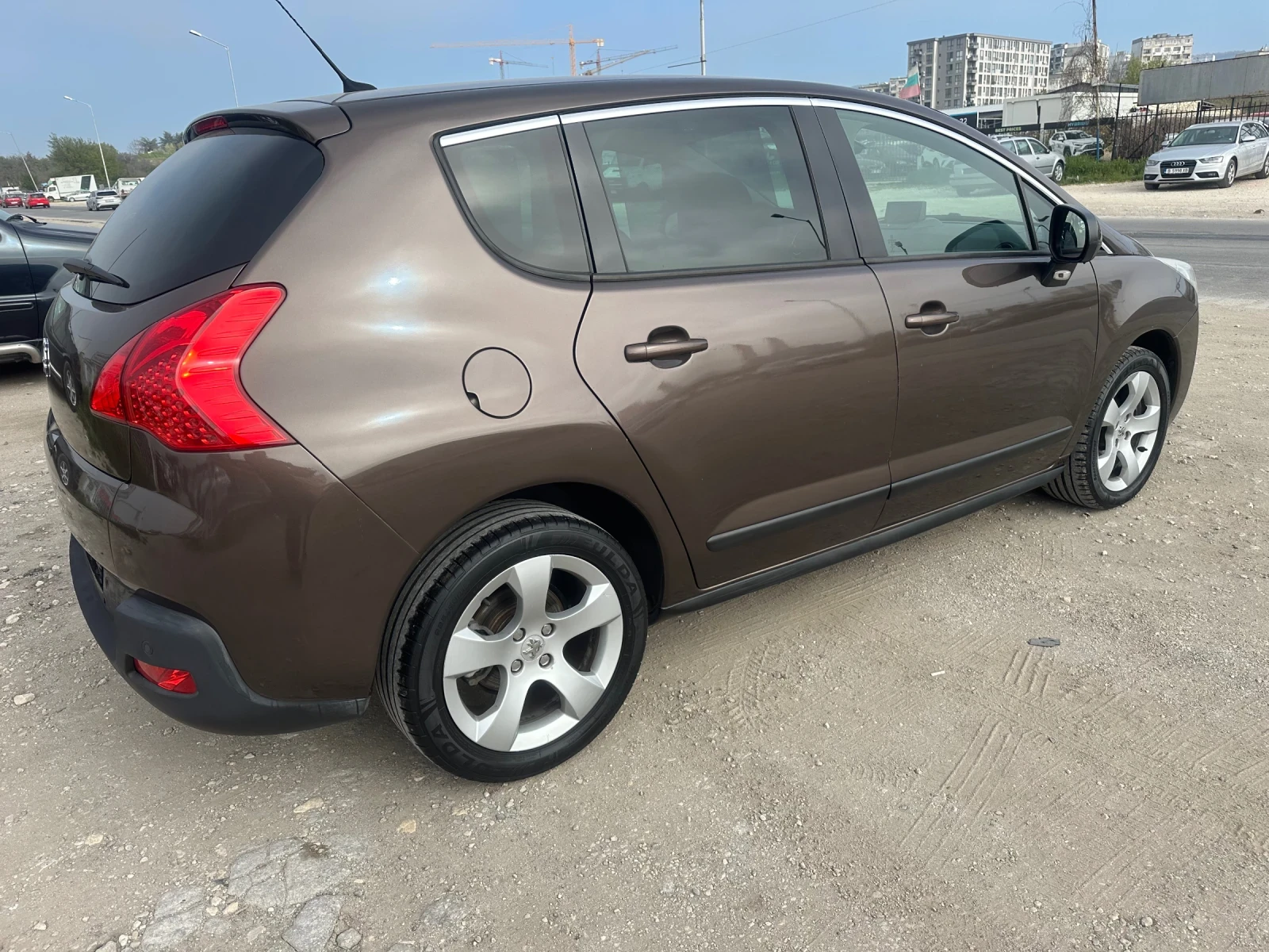Peugeot 3008 2.0 HDI NAVI - изображение 6
