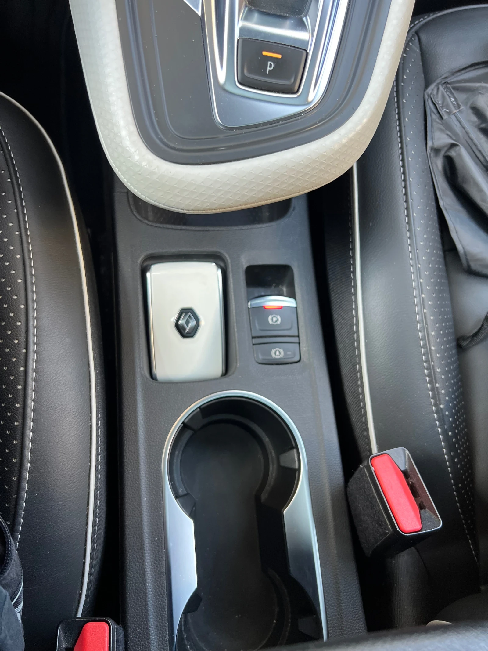 Renault Captur  - изображение 6