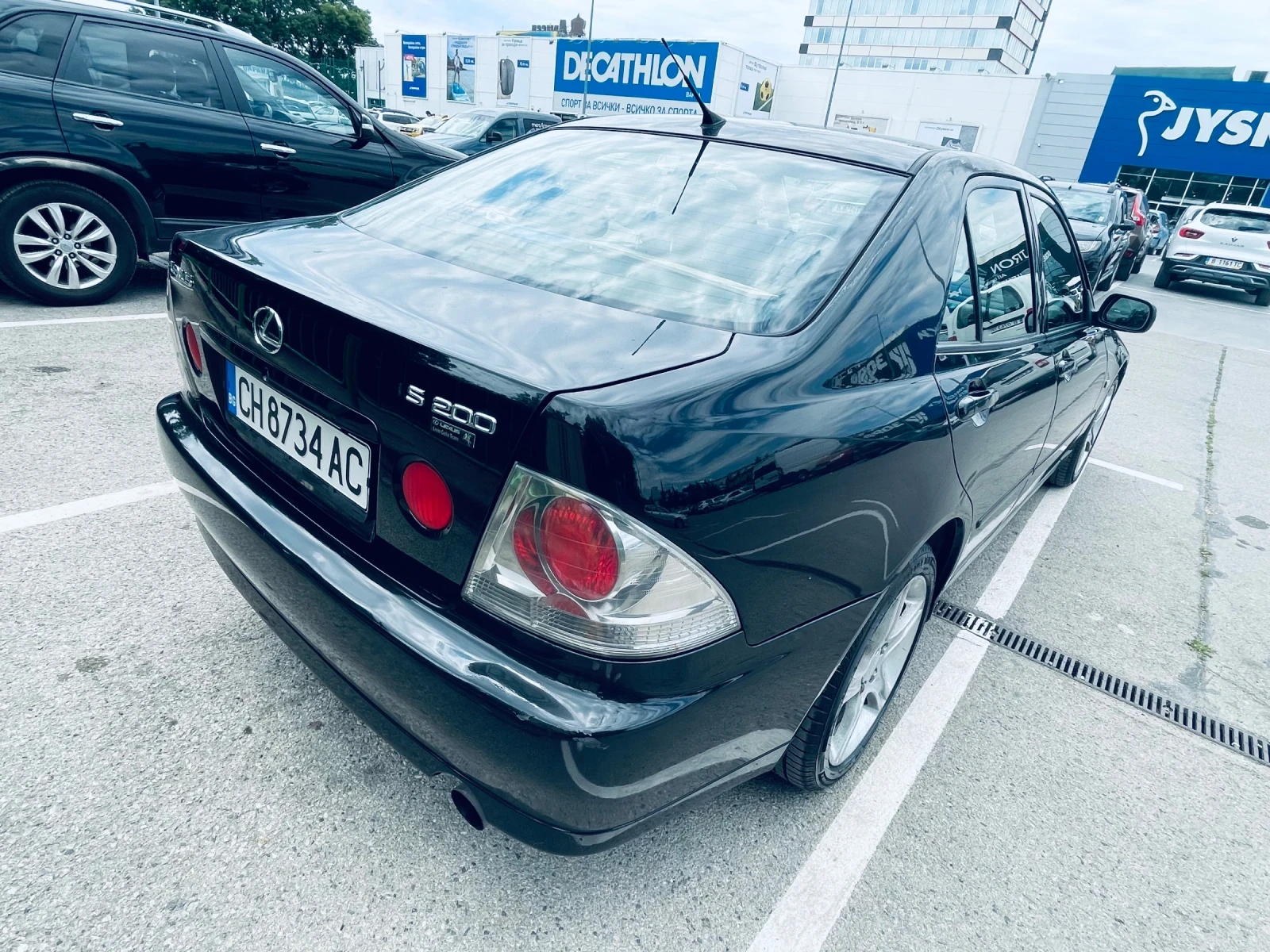 Lexus IS 200  - изображение 7