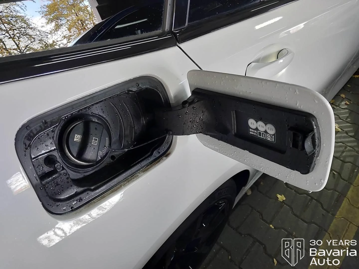 BMW 330 e Touring M Sport Paket Sportautomatic | Mobile.bg   14