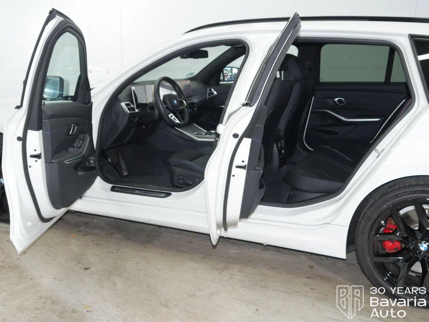 BMW 330 e Touring M Sport Paket Sportautomatic | Mobile.bg   5
