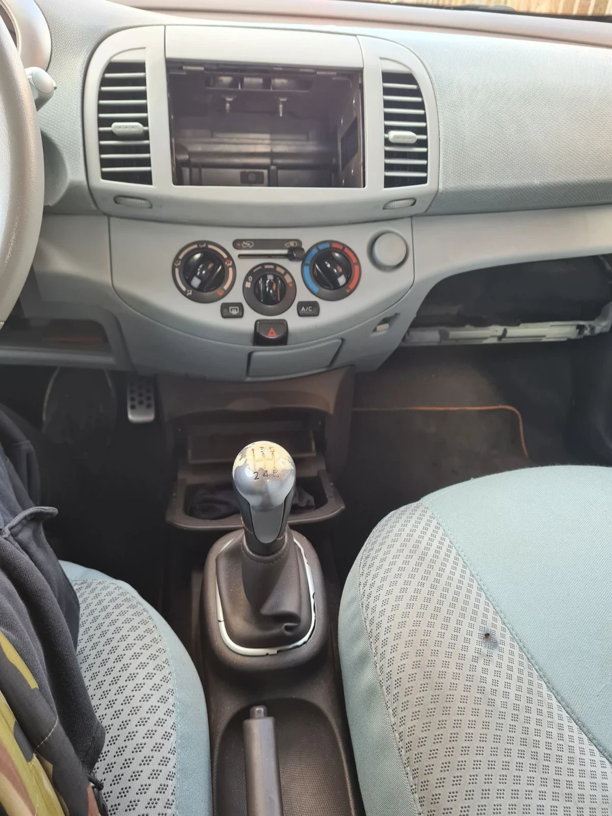 Nissan Micra 1.2 - изображение 8